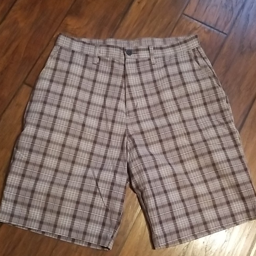 NWOT Mens shorts